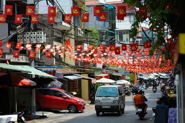 L'art des fleurs par Jeff Leatham : Entretien exclusif avec le maître fleuriste des célébrités